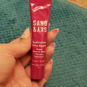 3/$15 Sand & Sky Super Bounce Mask